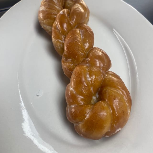 Twist Donut.