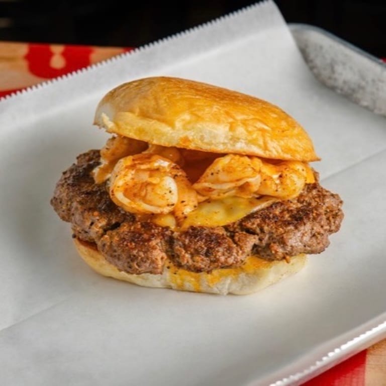 Savor Your Lunch with Us